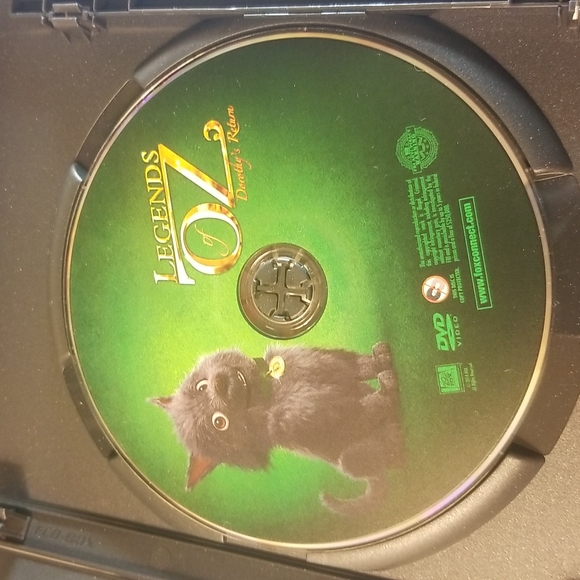 Legends of Oz Dorothy's Return on DVD Video Lea Michele Dan Aykroyd Jim Belushi - Picture 2 of 3